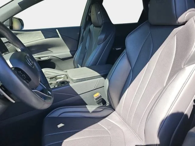 Used 2023 White Lexus 350 F Sport Handling image 15