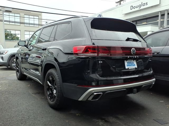 Used 2026 Black Volkswagen 2.0T Peak Edition image 5