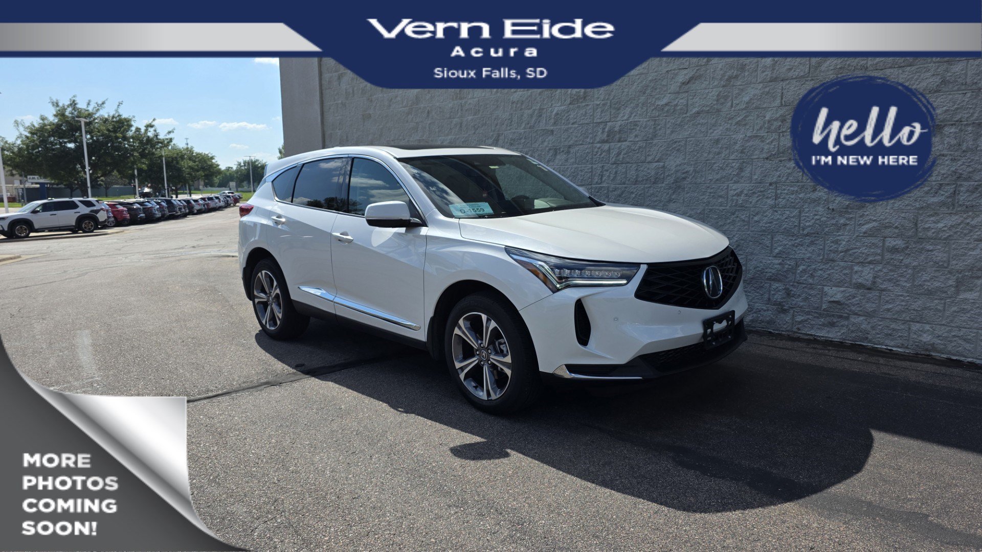 Used 2025 Platinum White Pearl Acura w/Technology Package image 1