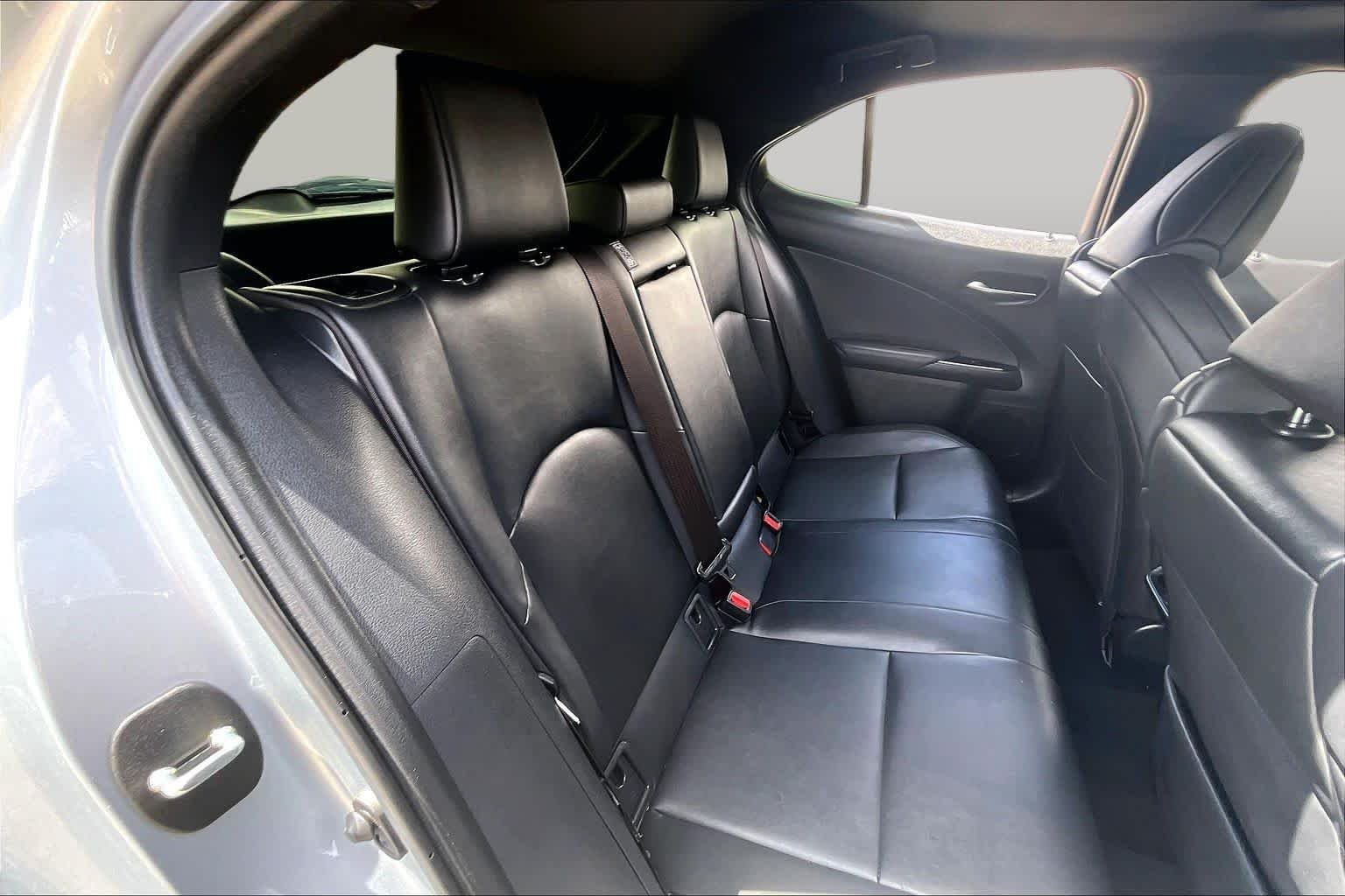 Used 2023 Iridium with Obsidian Roof Lexus F SPORT Handling image 19