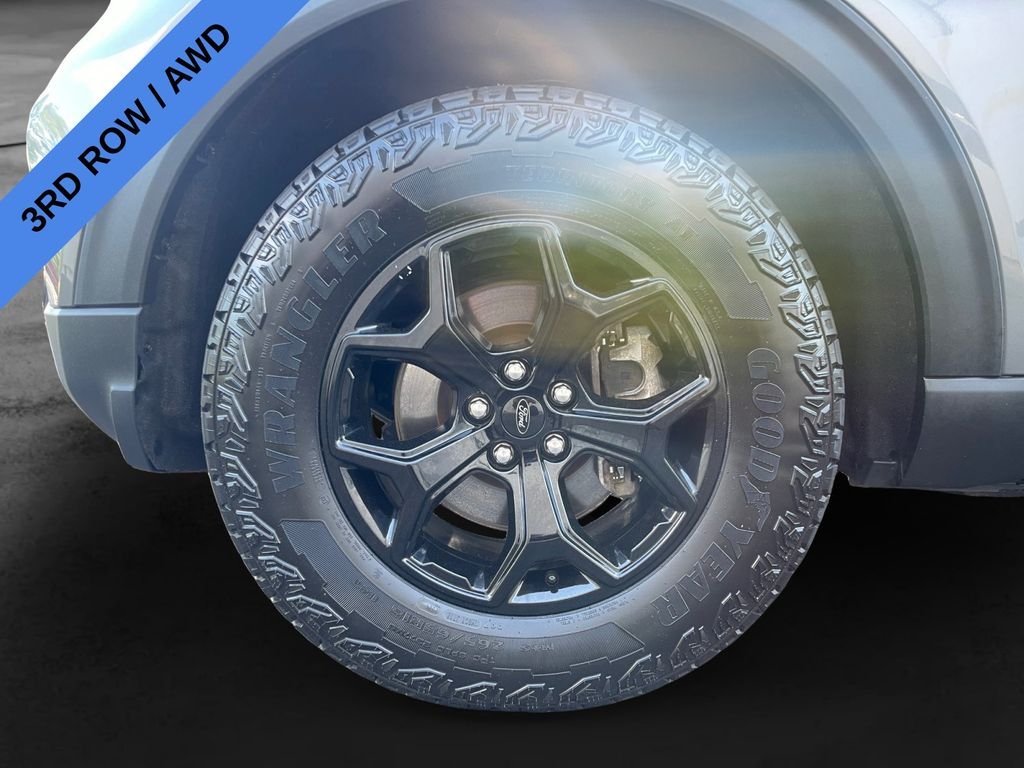 Used 2023 Gray Ford Timberline image 14