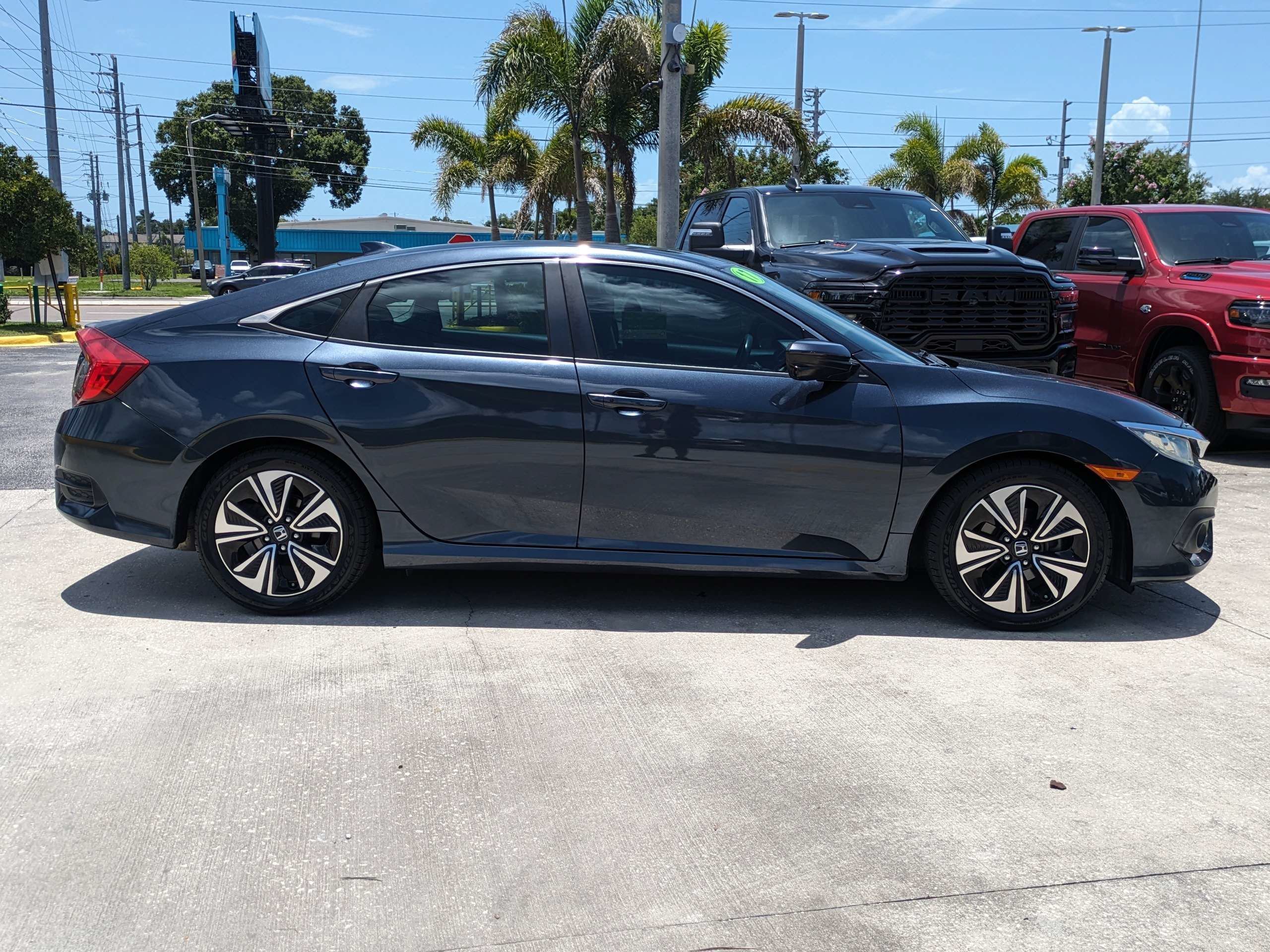 Certified Used 2017 Blue Honda EX-L image 3