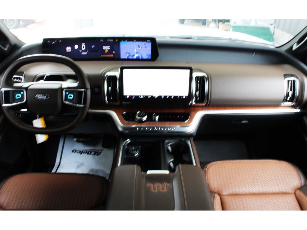 New 2027 Star White Metallic Tri-Coat Ford King Ranch image 15