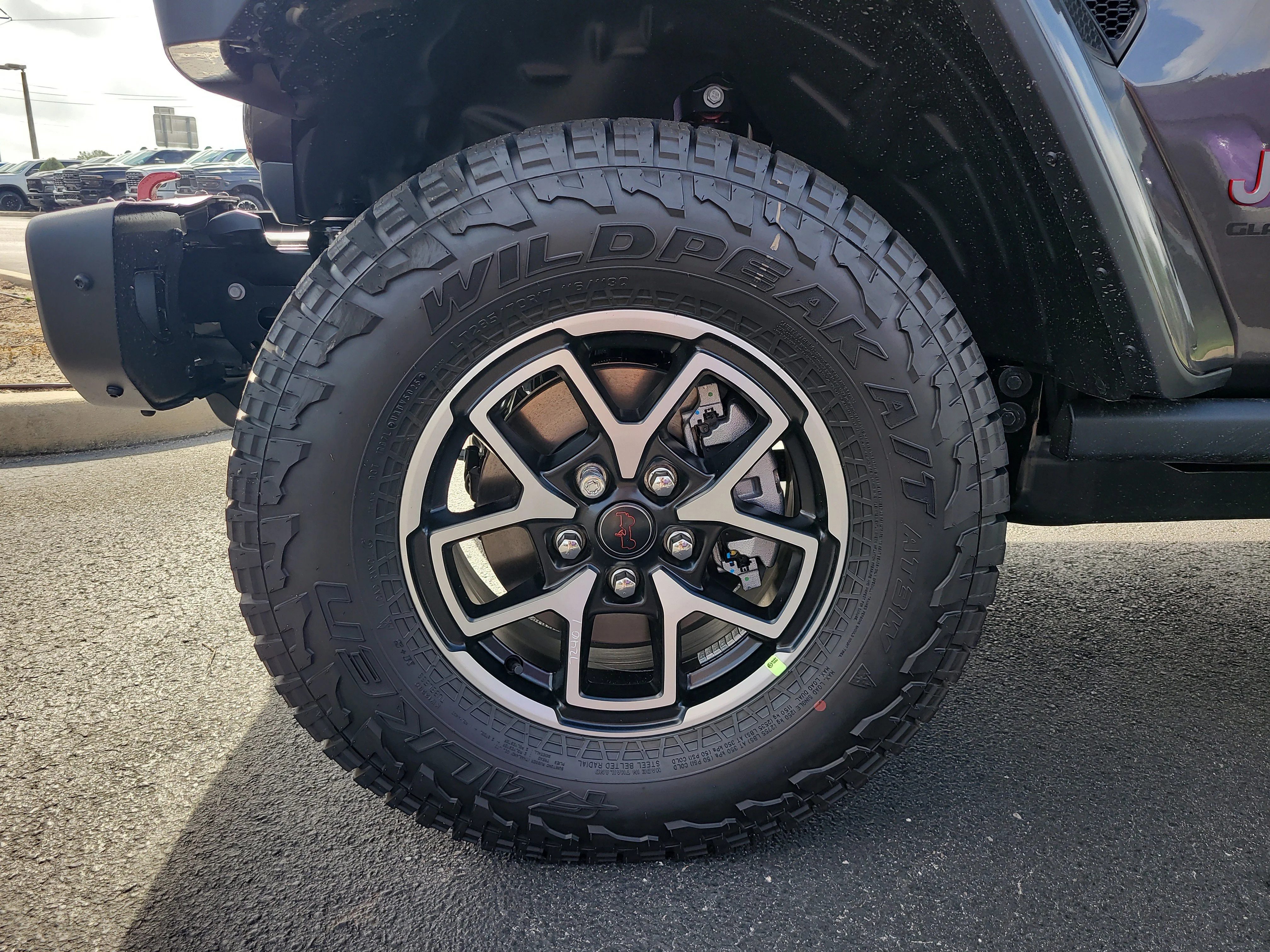 New 2026 Granite Crystal Metallic Clearcoat Jeep Rubicon X image 10