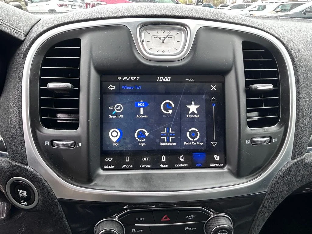 Used 2023 White Chrysler Touring image 6