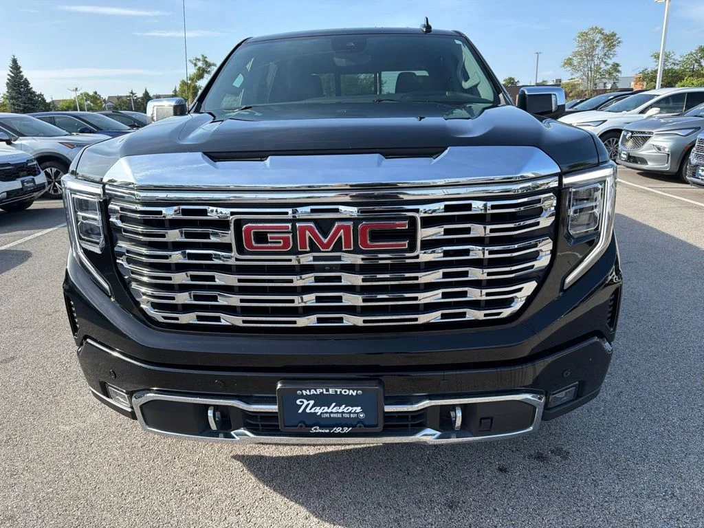 Used 2023 Black GMC Denali image 3