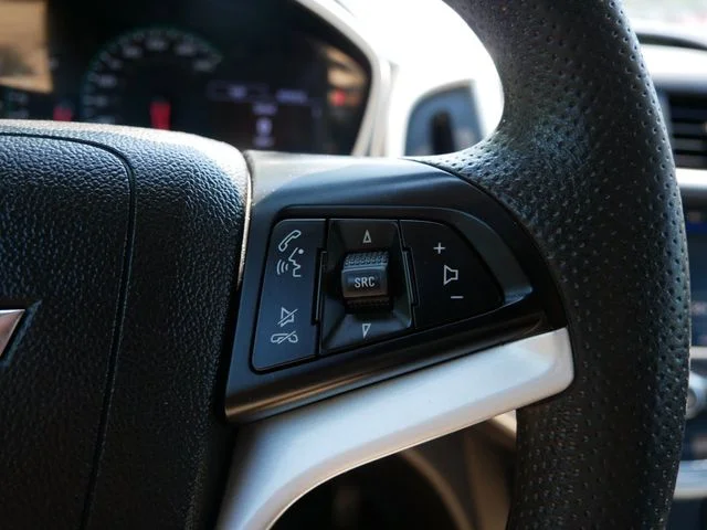 Used 2020 White Chevrolet LT image 19