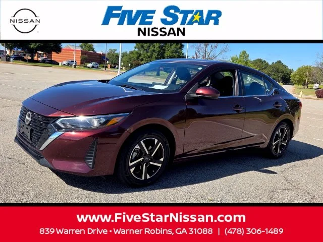Used 2025  Nissan SV image 3