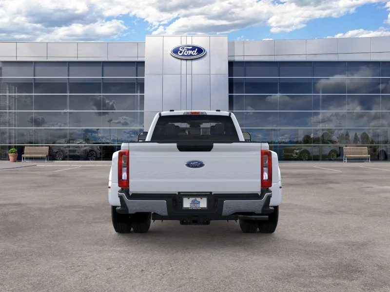 New 2026 Oxford White Ford XL image 30