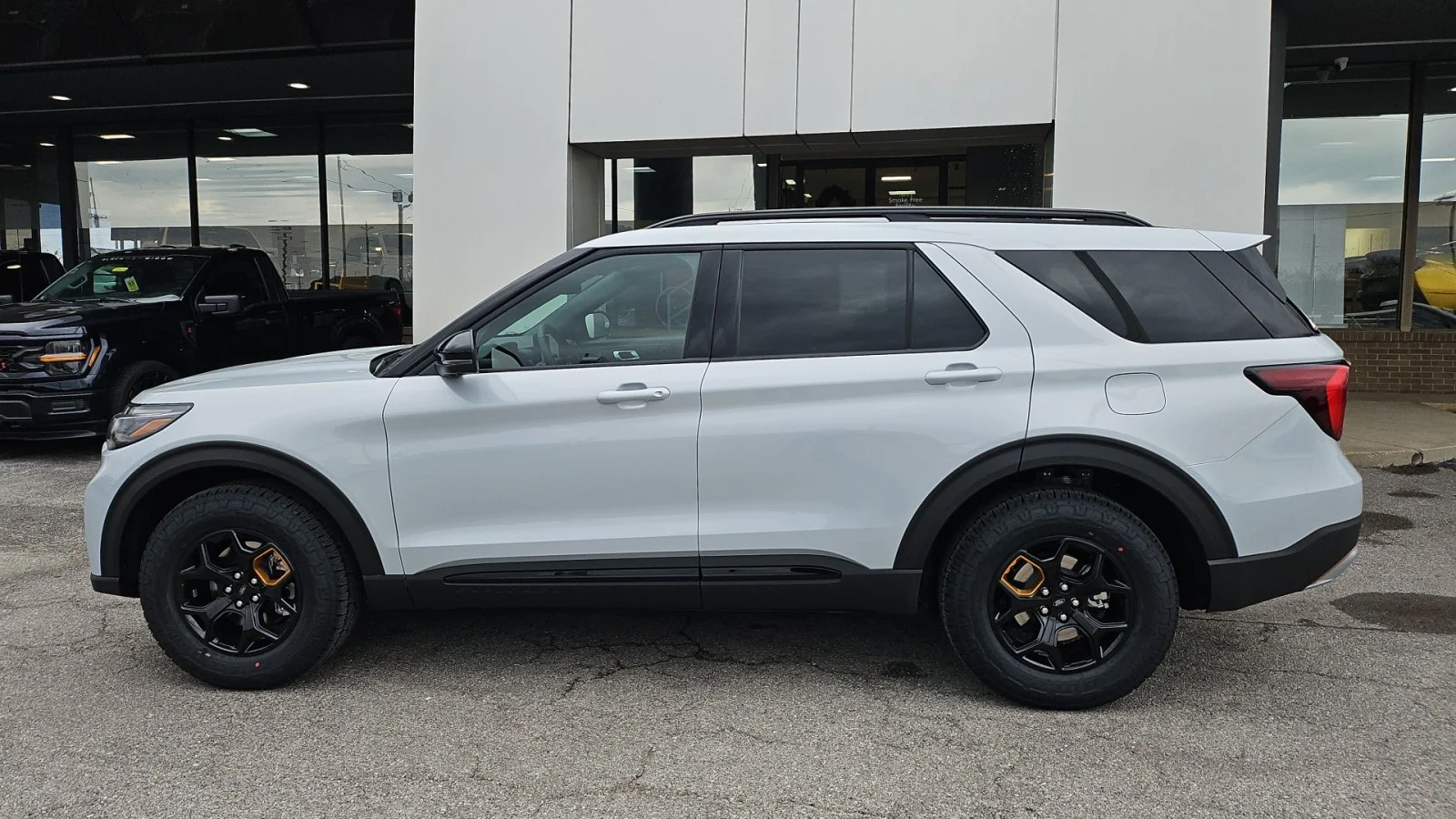 New 2026 Space White Metallic Ford Tremor AWD image 3