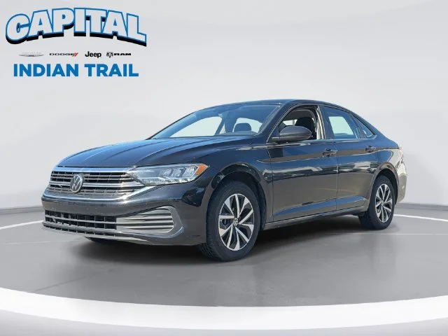Used 2024 Silver Volkswagen 1.5T S image 1