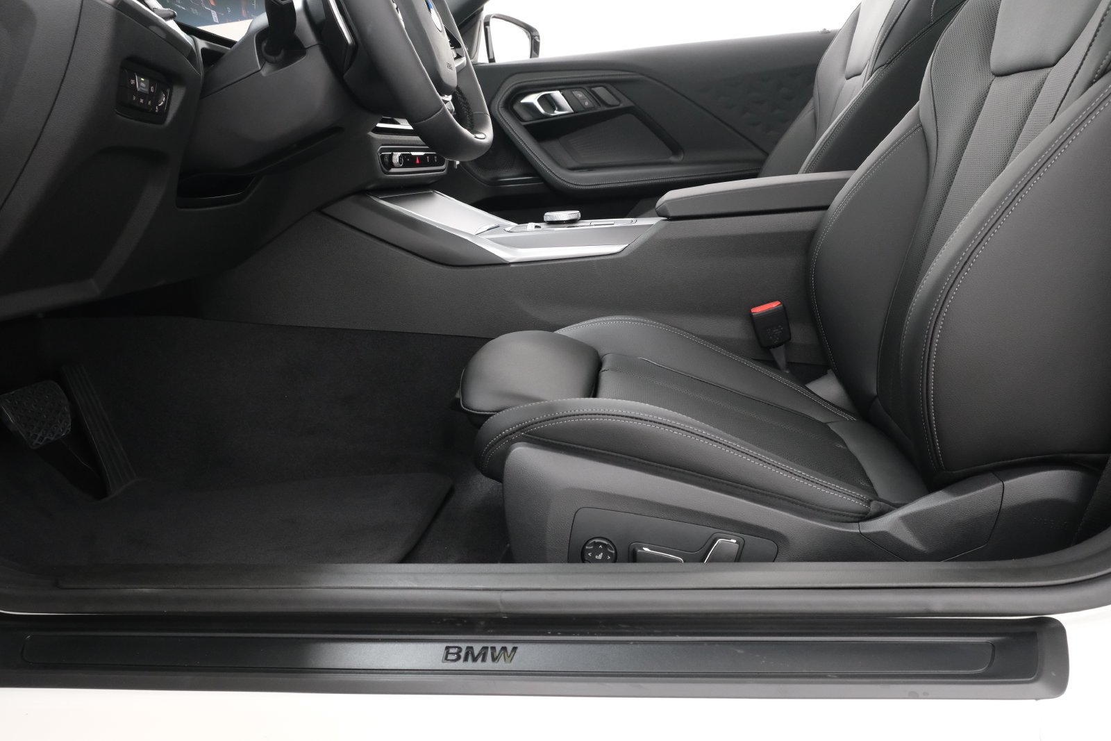 New 2026 Alpine White BMW 230i xDrive image 32
