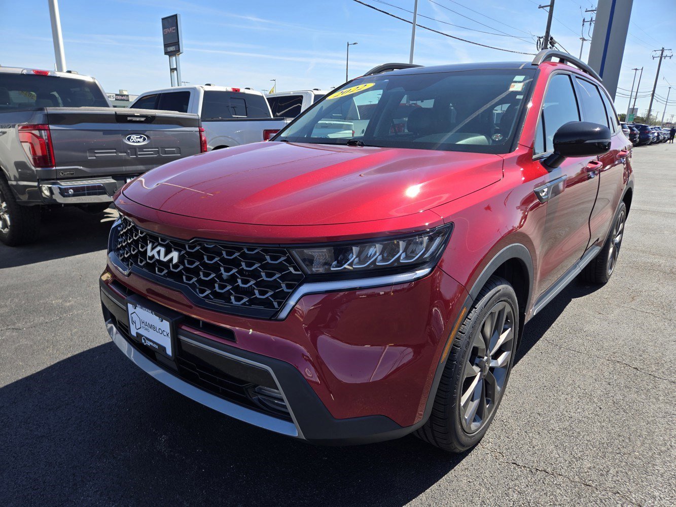 Used 2022 Passion Red Tintcoat Kia X-Line EX image 4