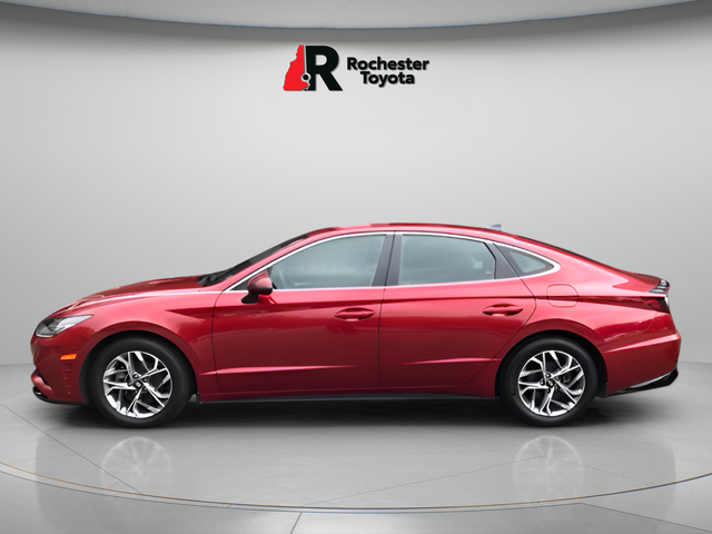Used 2023 Red Hyundai SEL image 8