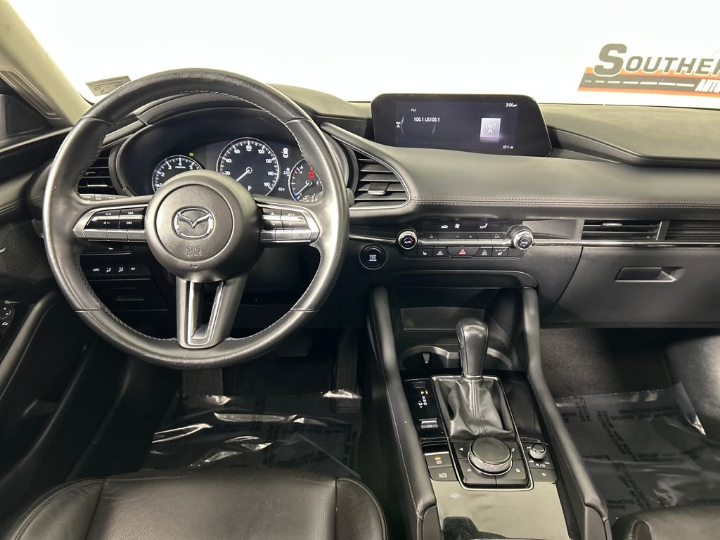 Used 2022 White Mazda Premium image 18