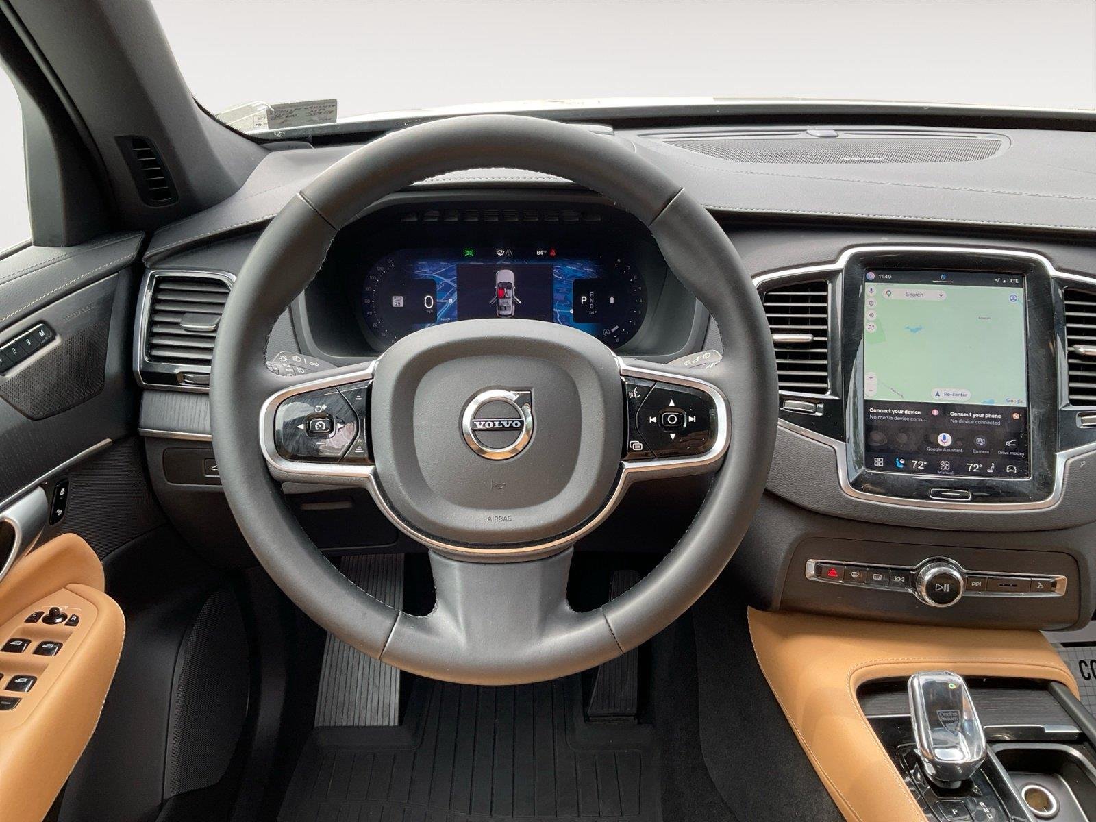 Used 2024 Crystal White Metallic Volvo Ultimate Bright Theme image 11
