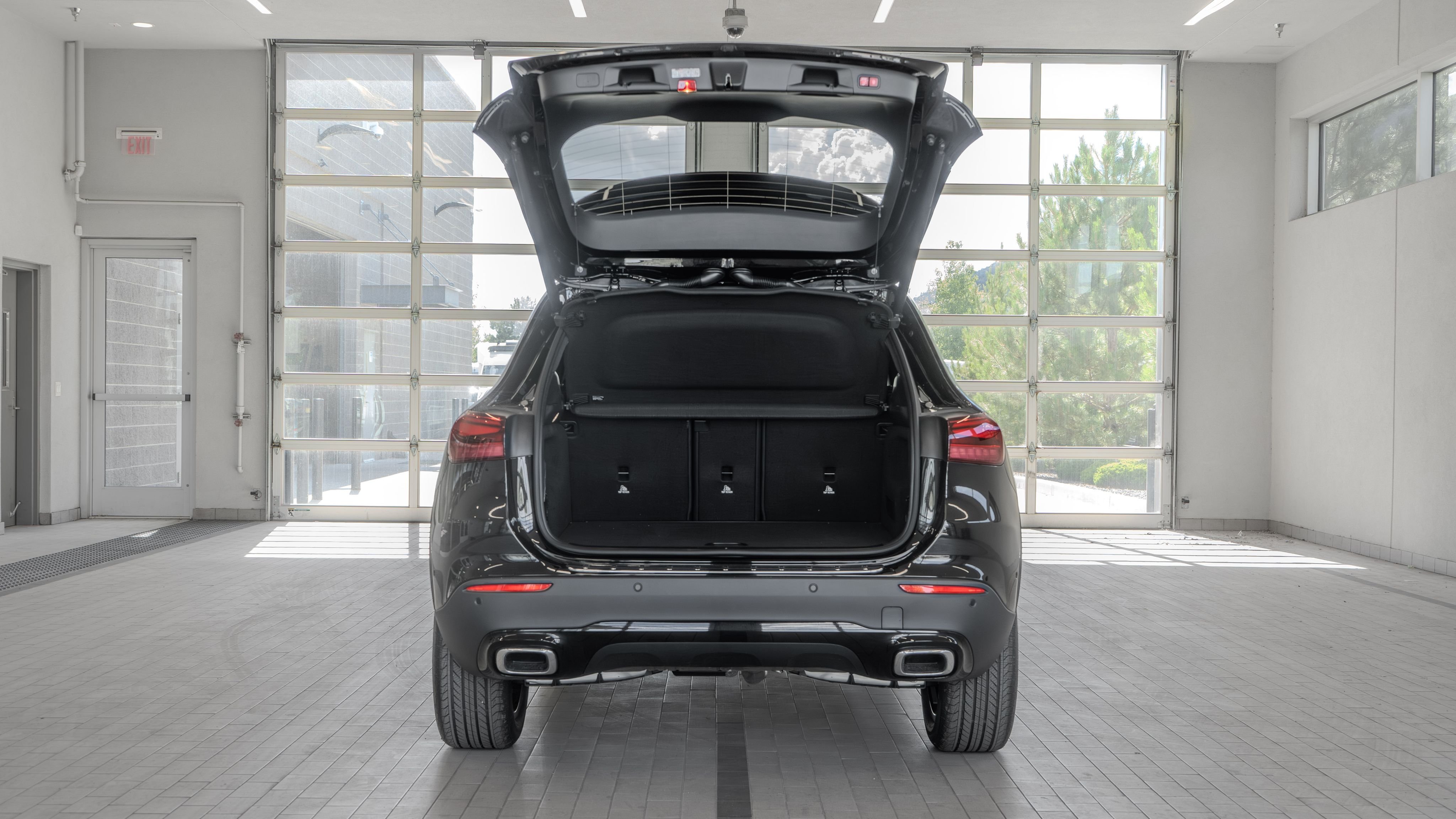 New 2026 Night Black Mercedes-Benz GLA 250 image 16