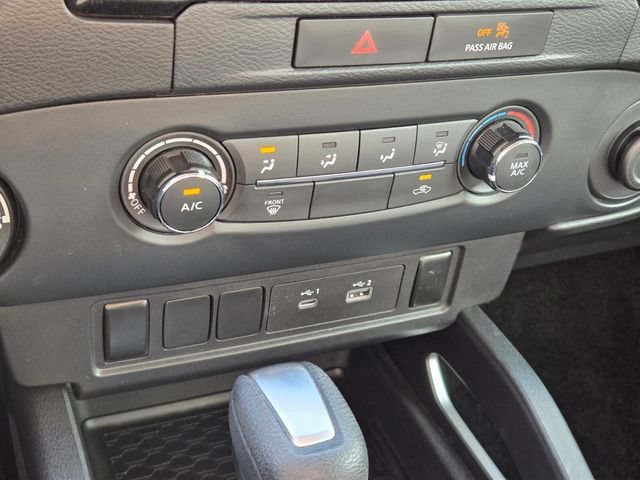 Used 2022 Gray Nissan Crew Cab SV 4x4 image 22