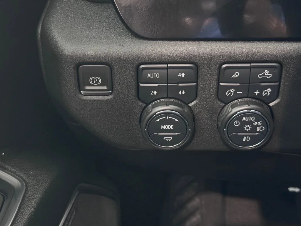 2023 Chevrolet Silverado 1500 High Country - Photo 27