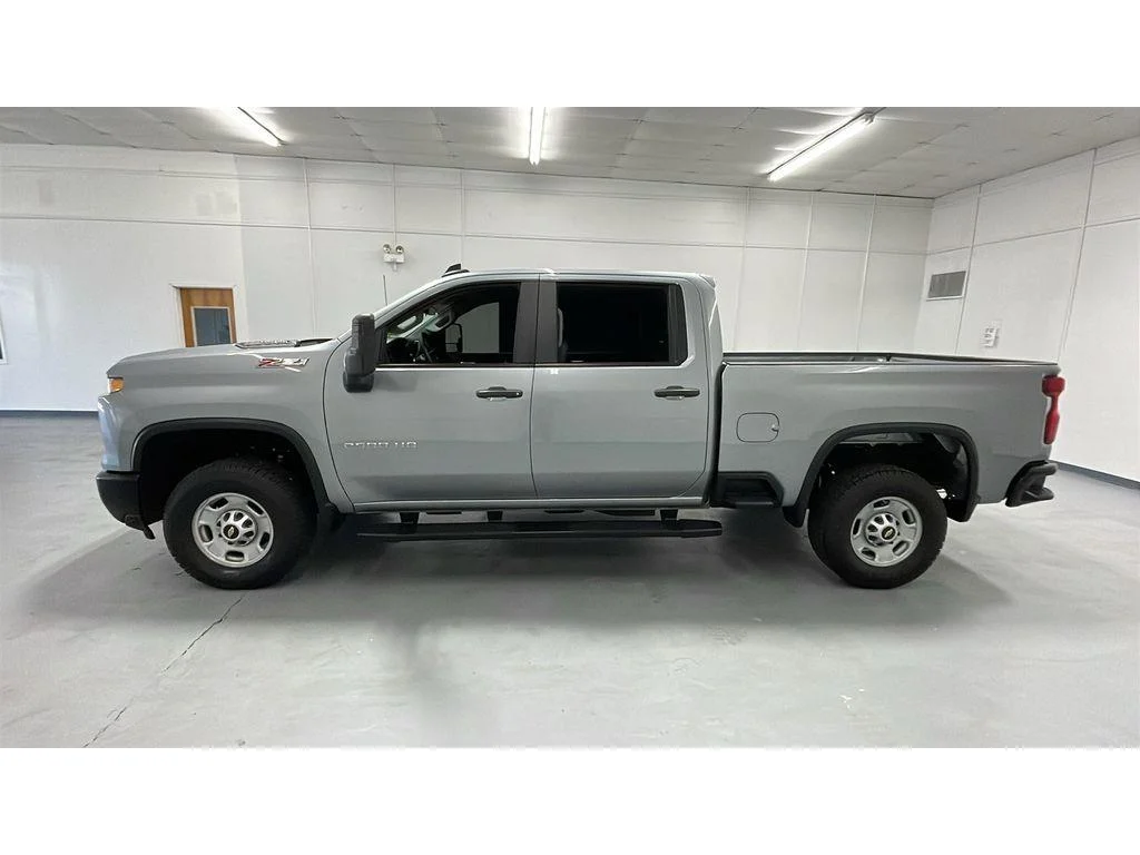 Used 2025 Sterling Gray Metallic Chevrolet WT image 4