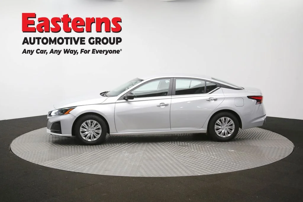 Used 2024 Silver Nissan 2.5 S image 58
