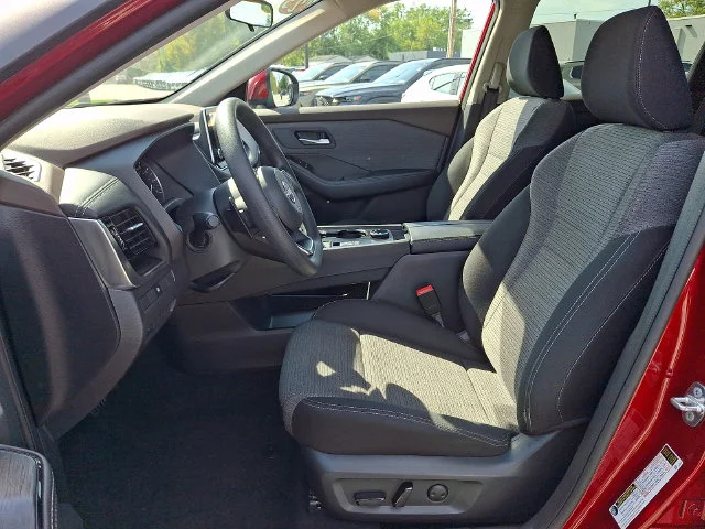 Used 2023 Red Nissan SV image 13