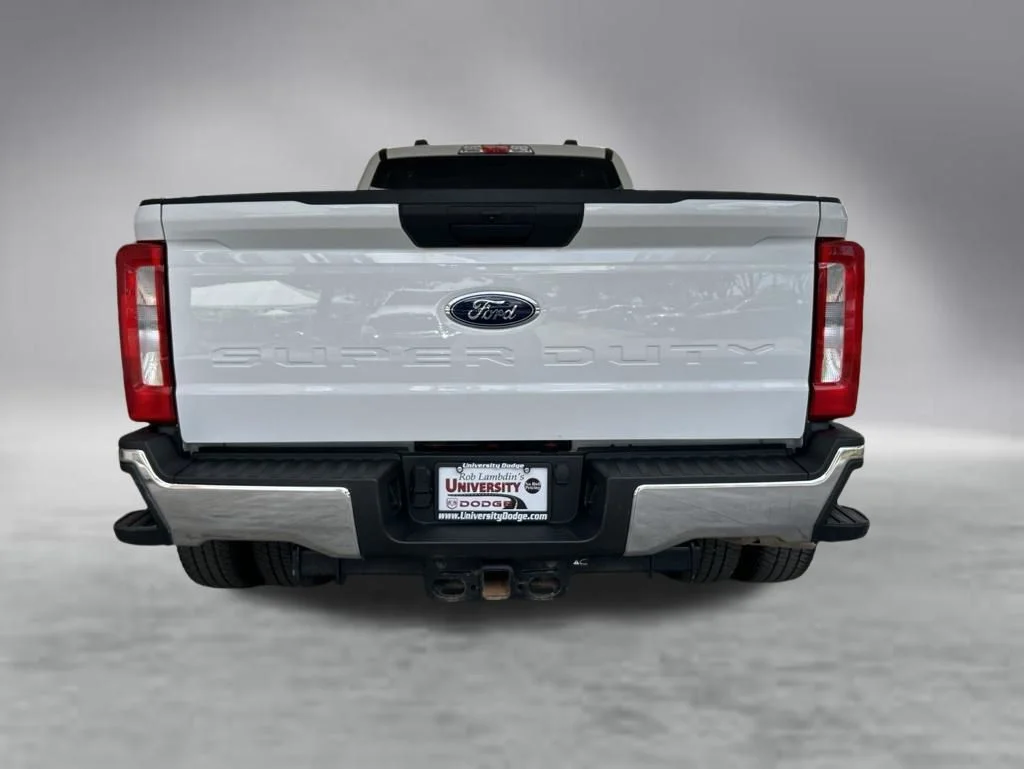 Used 2025 White Ford XLT image 17