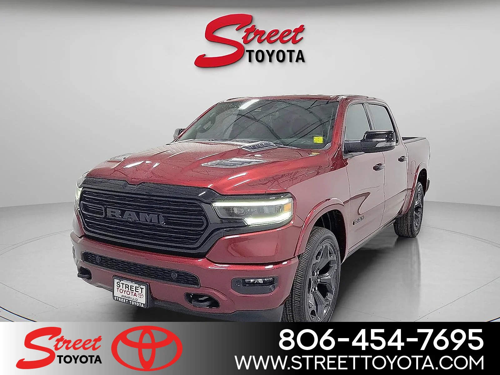 2023 RAM 1500 Limited 4x4 Crew Cab 5'7's photo