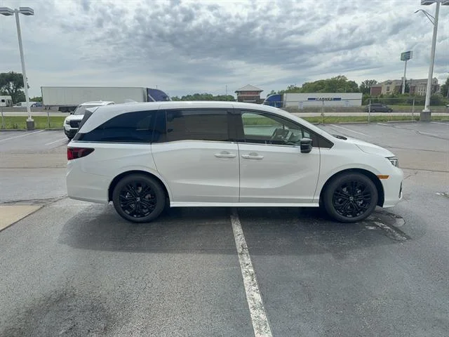 New 2026 Platinum White Pearl Honda Sport-L image 4