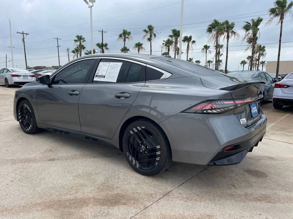 Used 2026 Gray Nissan SR image 3