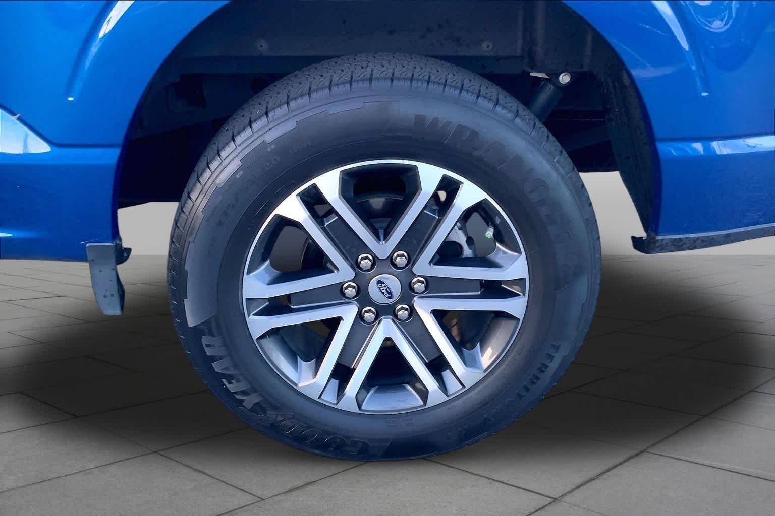 Used 2023 Atlas Blue Metallic Ford XL image 10