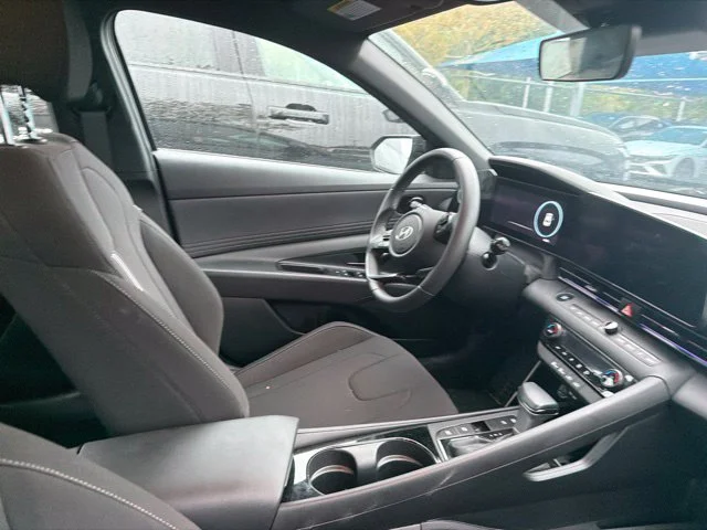 Used 2025 Ecotronic Gray Pearl Hyundai SEL Sport image 16