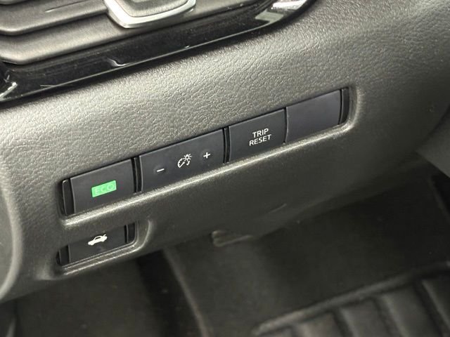 Used 2024 Gray Nissan SV image 13