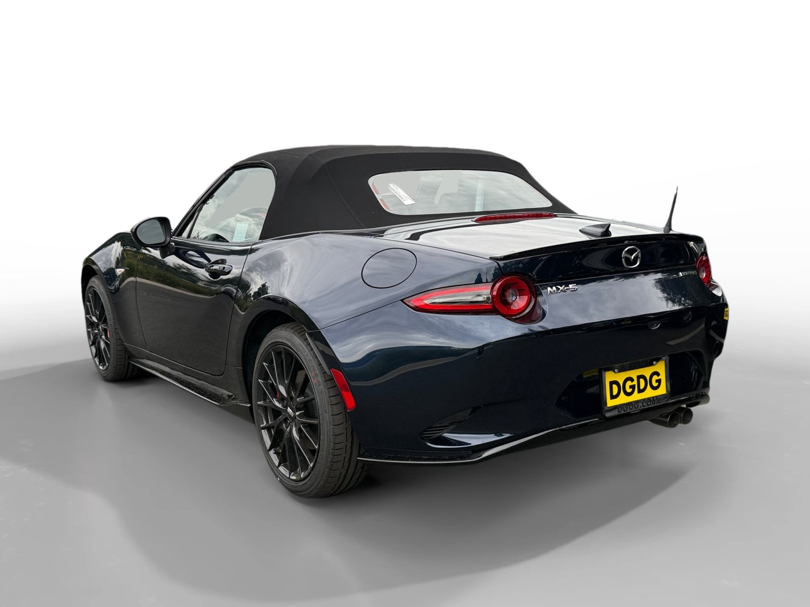 New 2026 Deep Crystal Blue Mica Mazda Club image 3