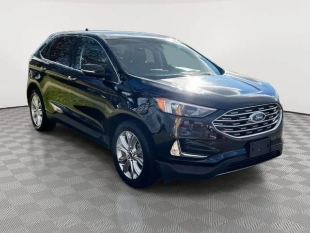 Used 2023 Black Ford Titanium image 4
