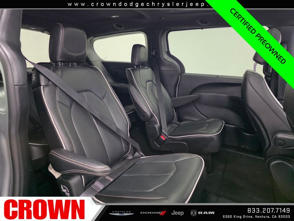 Used 2026 Silver Chrysler Limited image 12