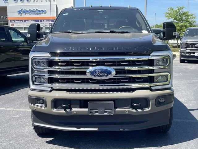 New 2026 Agate Black Metallic Ford King Ranch image 39
