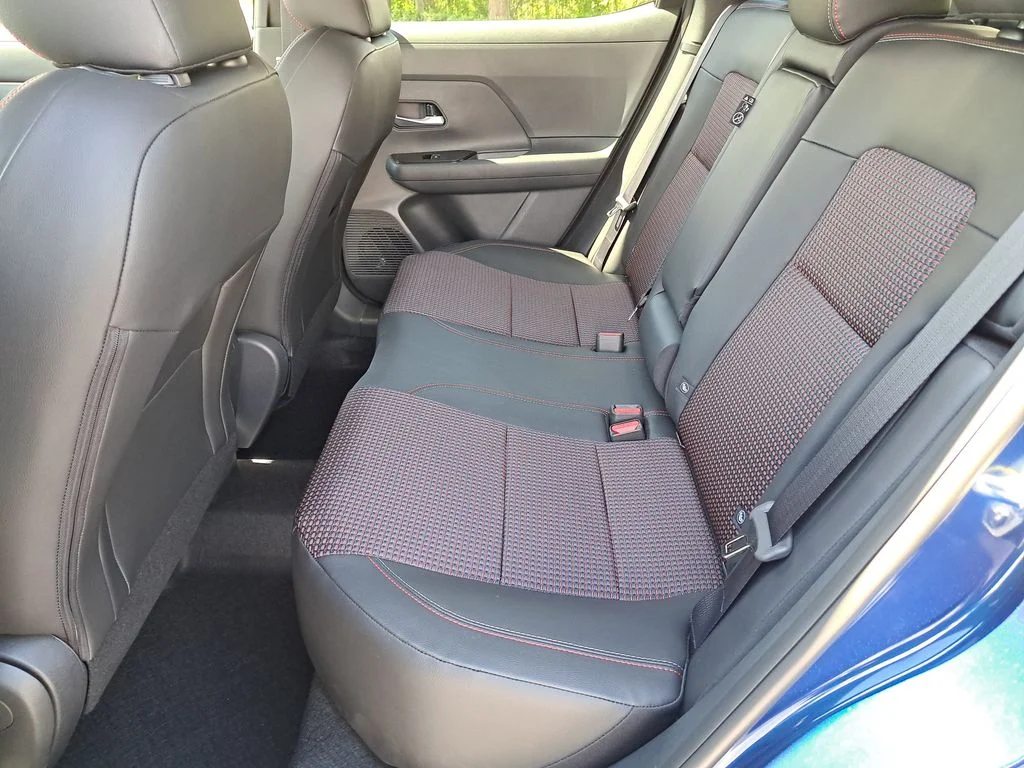 2026 Nissan KICKS SR AWD - Photo 12