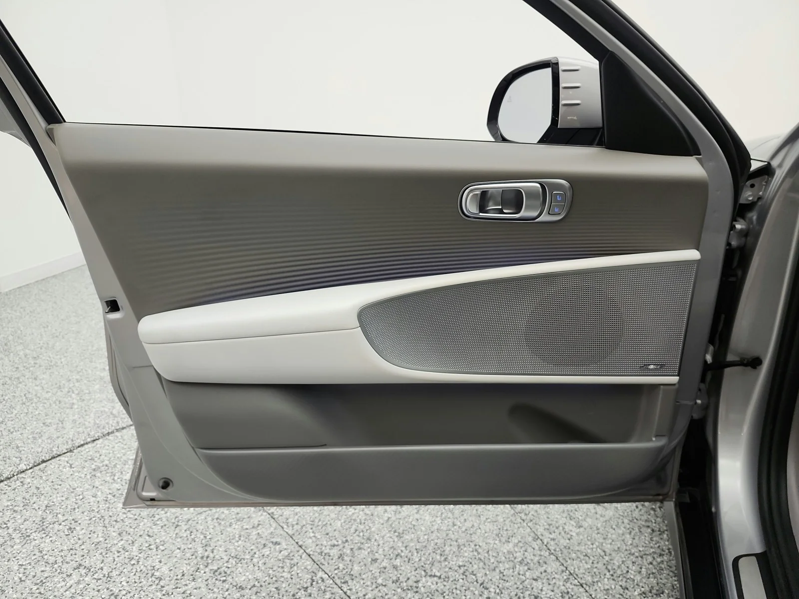 Used 2023 Curated Silver Hyundai Limited image 12