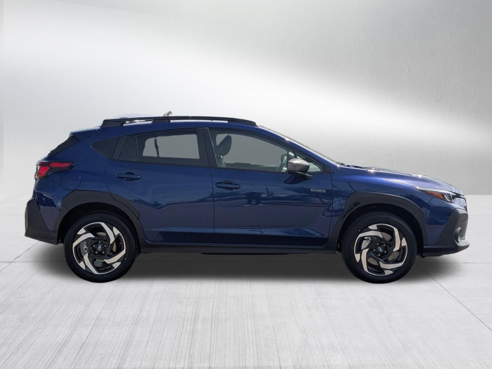 New 2026 SAPPHIRE BLUE PEARL Subaru Limited Hybrid image 8