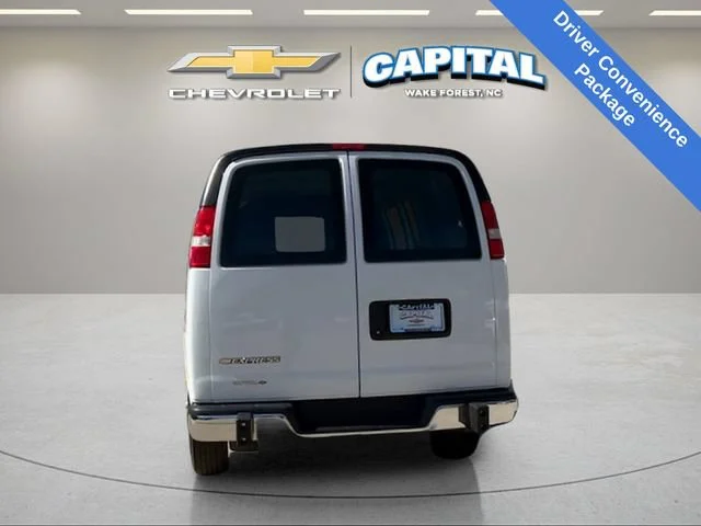 Used 2024 Summit White Chevrolet WT image 5