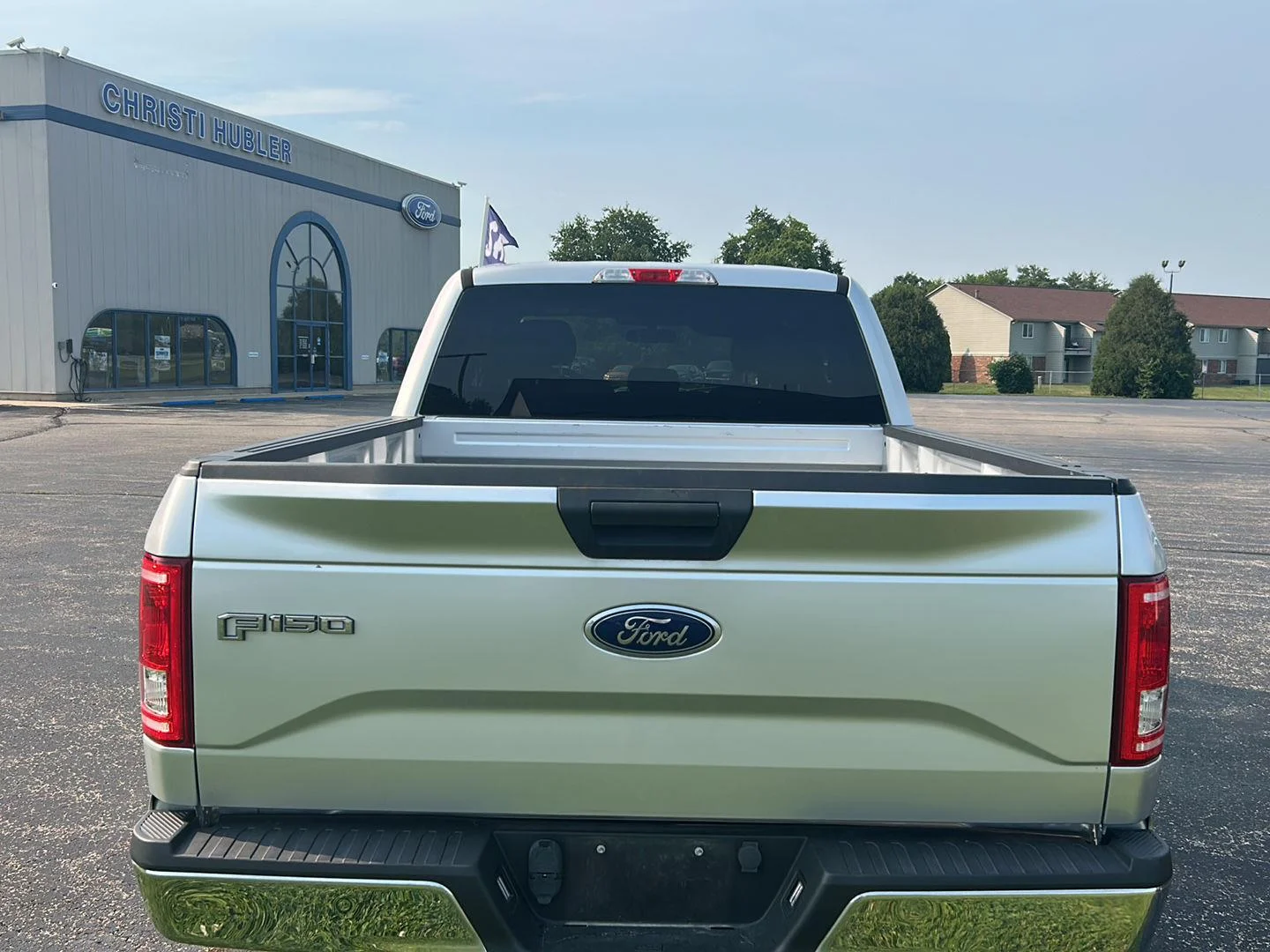 Used 2017 Ingot Silver Ford XLT image 15