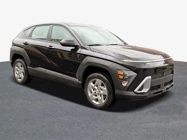 Used 2026 Black Hyundai SE image 4