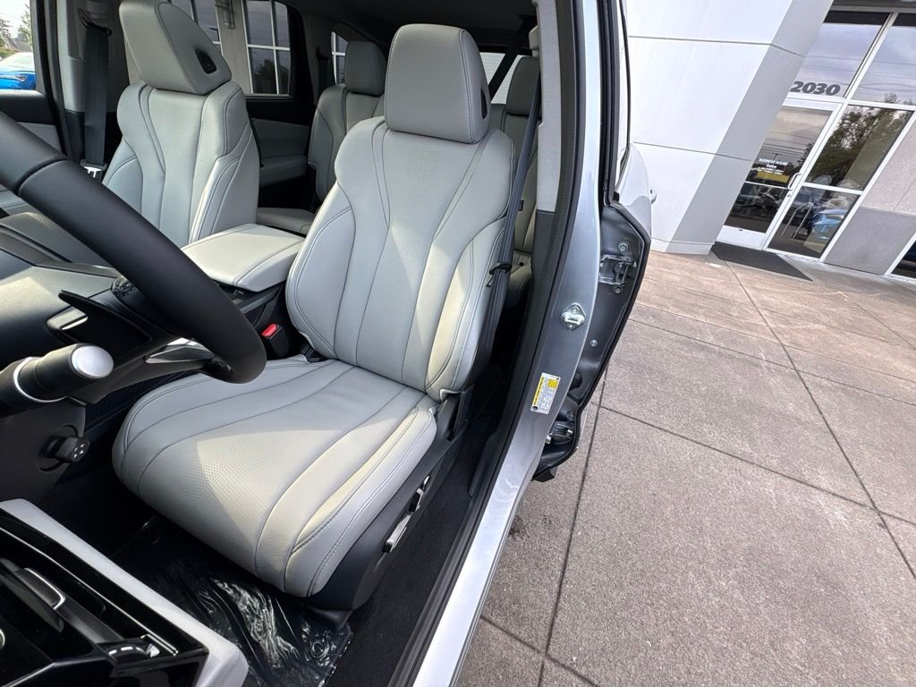 New 2026 Solar Silver Metallic Acura Technology Package image 12