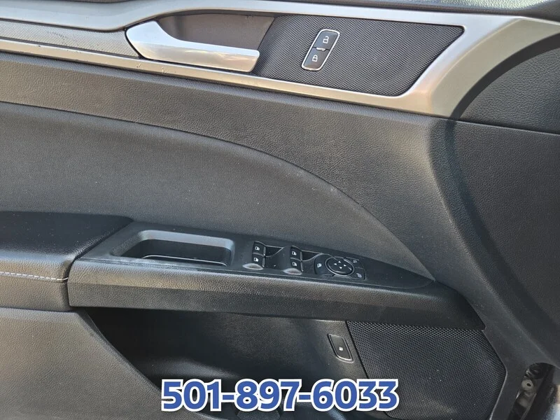 Used 2019 Black FORD SE FWD image 25