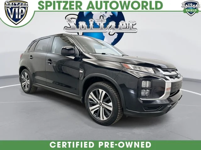 Used 2022  Mitsubishi 2.0 SE image 1