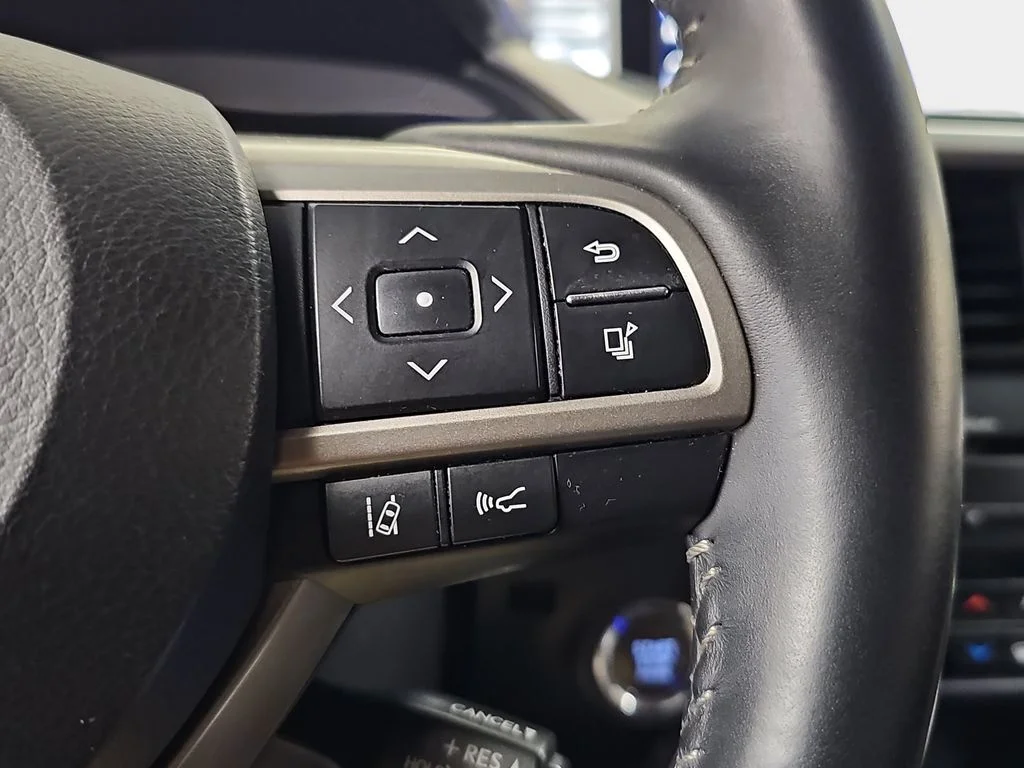 Used 2018 Red Lexus 350 image 21