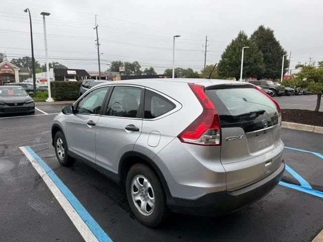 Used 2014 Alabaster Silver Metallic Honda LX image 7
