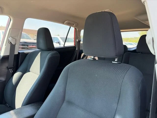 Used 2014 Red Toyota LE image 13