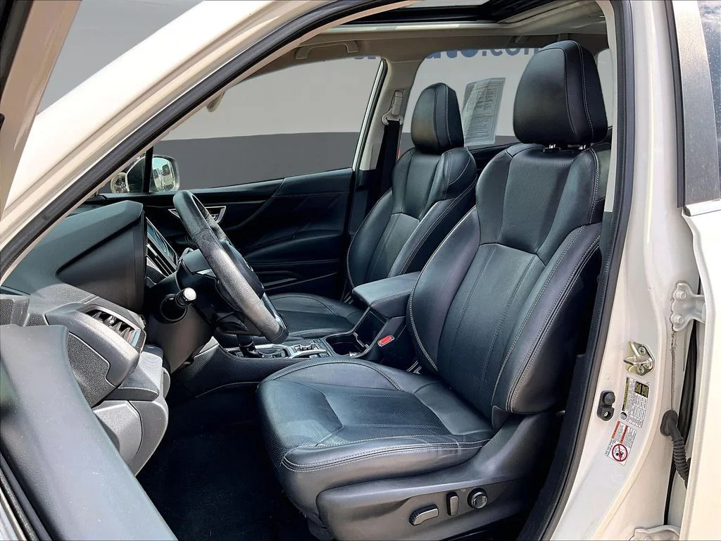 Used 2020 White Subaru Limited image 24